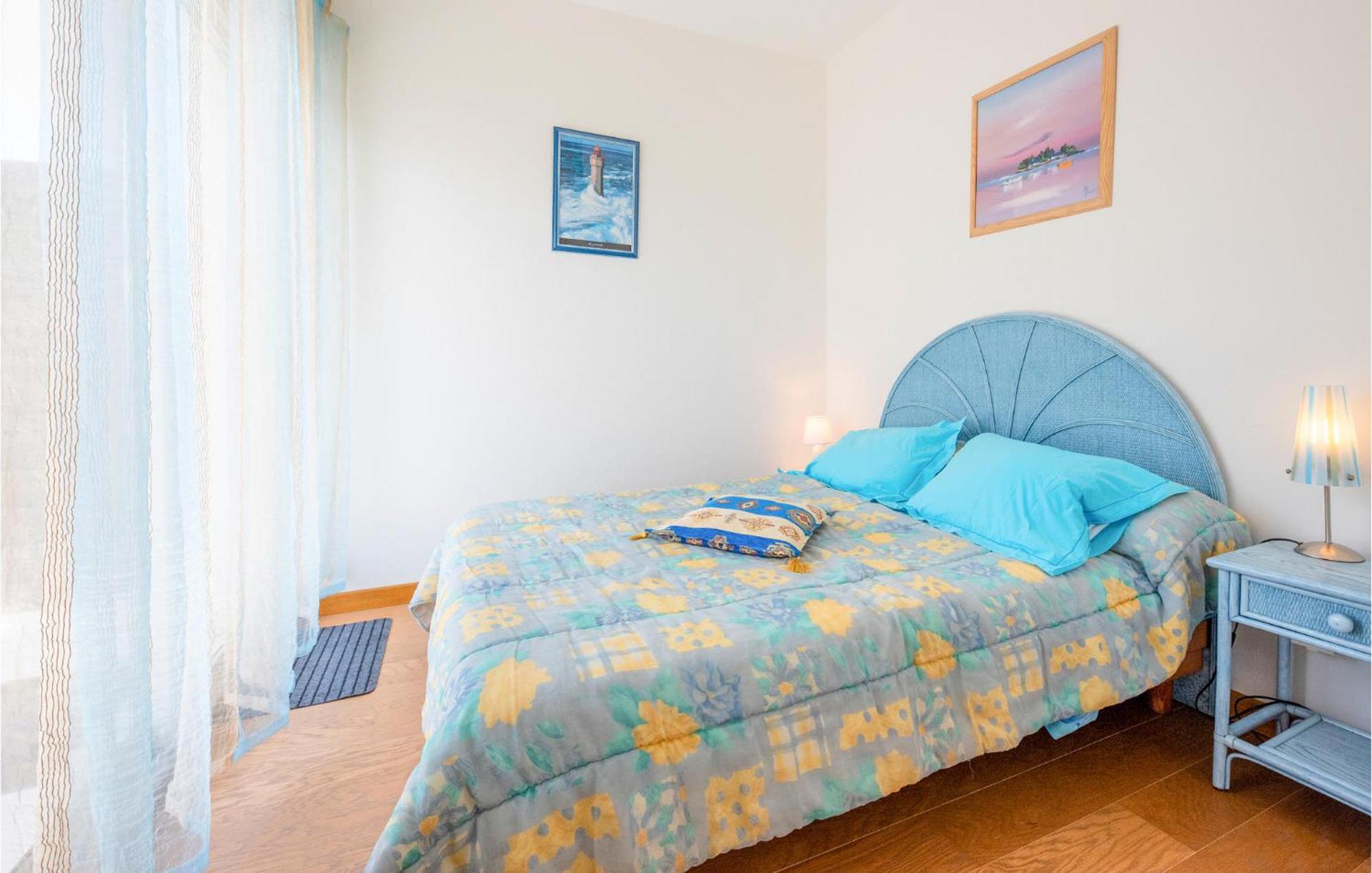 Gorgeous Apartment In Royan With Kitchen エクステリア 写真
