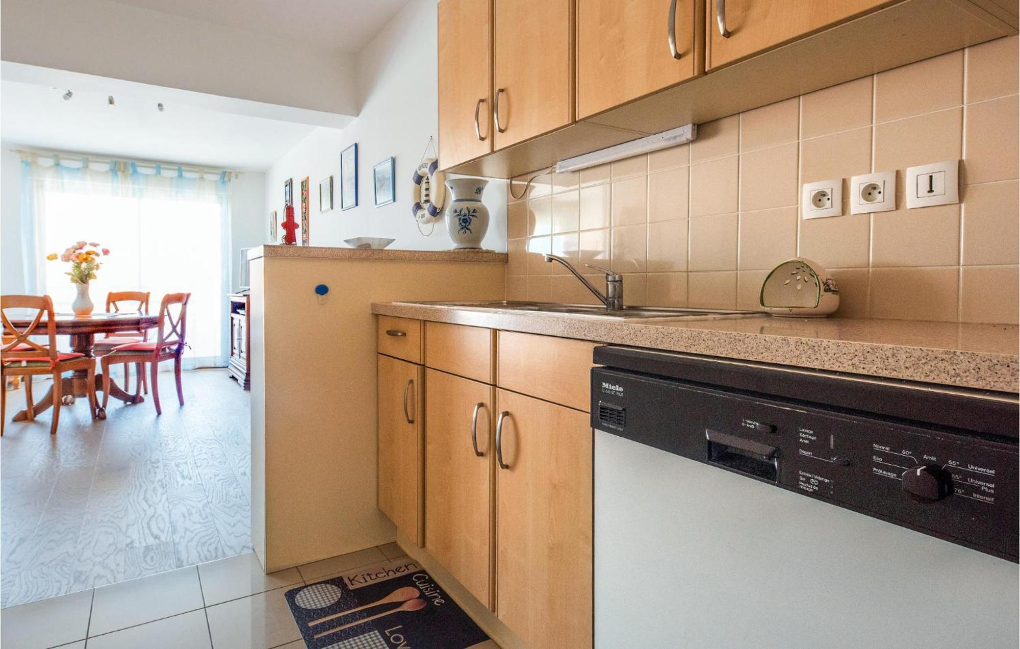 Gorgeous Apartment In Royan With Kitchen エクステリア 写真